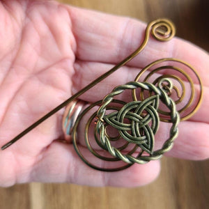 Celtic Triquetera Shawl Pin - Charmed Bronze