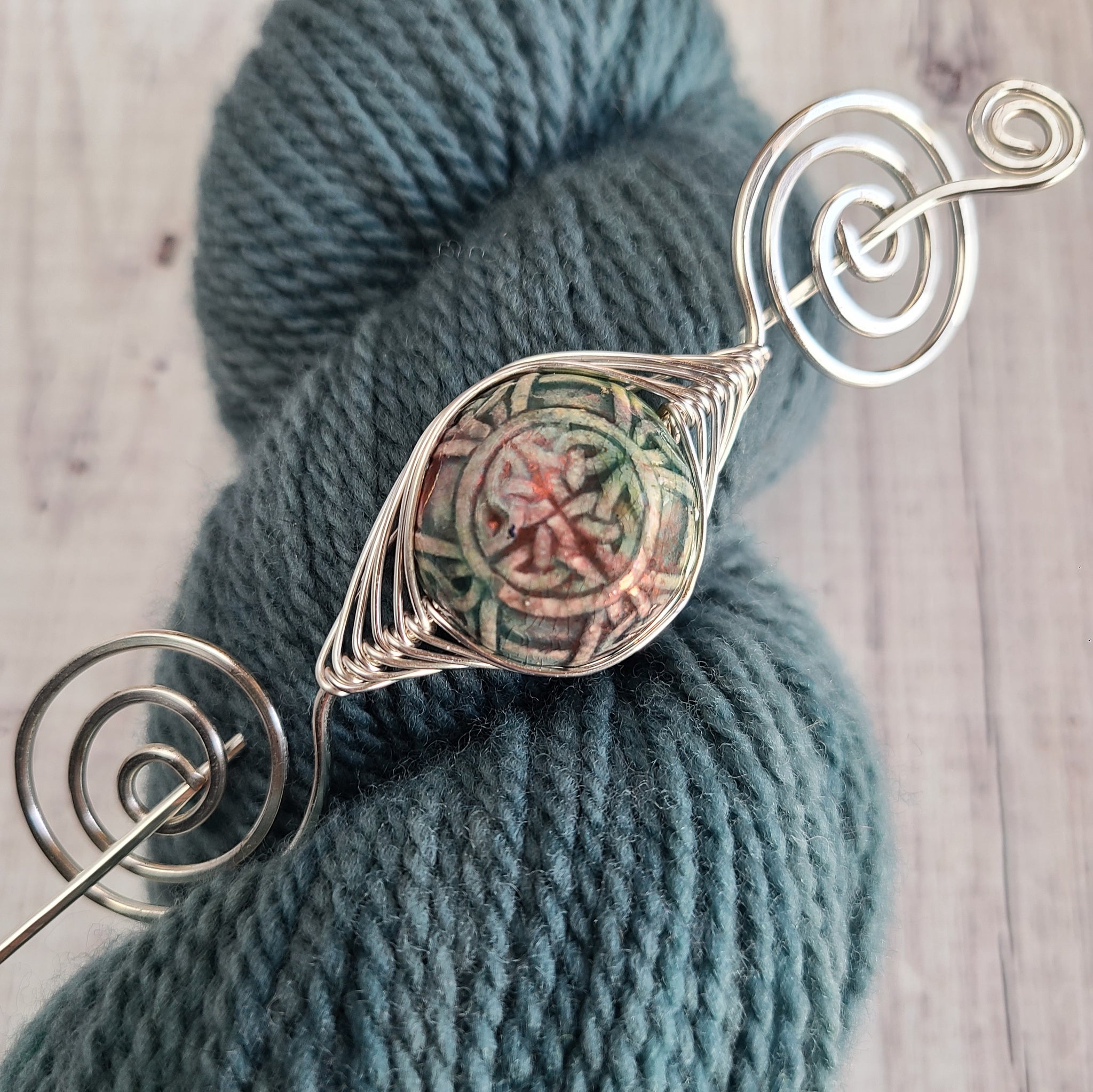 Celtic Knotwork Shawl Pin~large – tuatha.com